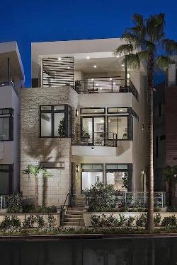 Encore Playa Vista
