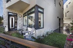 Encore Playa Vista