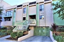 Glendon Townhouses