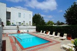 10861 Moorpark