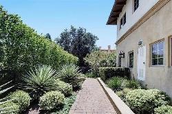 Oswego Villas