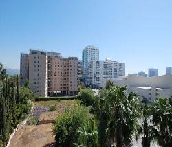 Wilshire Holmby