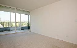 Wilshire Regent, The