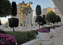 Wilshire Regent, The