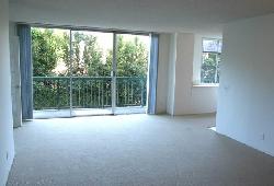 Wilshire Selby East