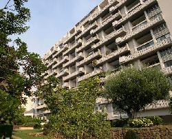 Wilshire Terrace