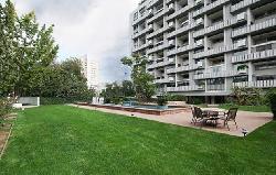 Wilshire Terrace