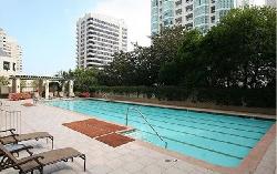 Wilshire Terrace