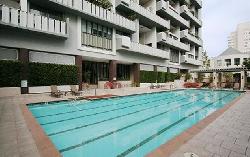 Wilshire Terrace