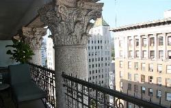 Broadway Hollywood, The