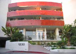Horn Plaza