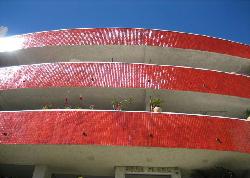 Horn Plaza