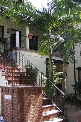 Lindbrook Village