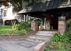 Olive Manor