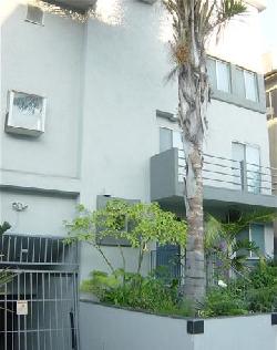 1222 N Kings