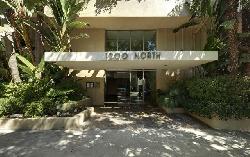 1200 N Flores