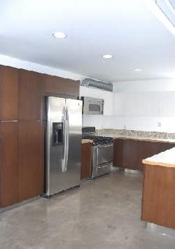 Laurel Court Lofts