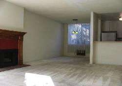 960 N San Vicente
