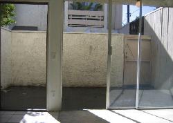 960 N San Vicente