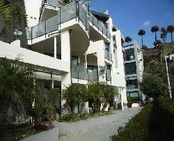270 Palisades Beach