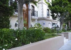 Le Faubourg On Swall