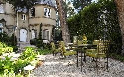 Chateau Colline