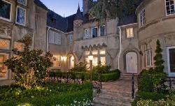 Chateau Colline