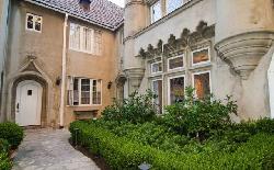 Chateau Colline