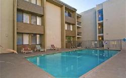 Olive Executive Townhomes