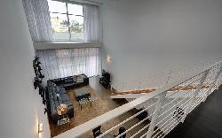 611 N Bronson